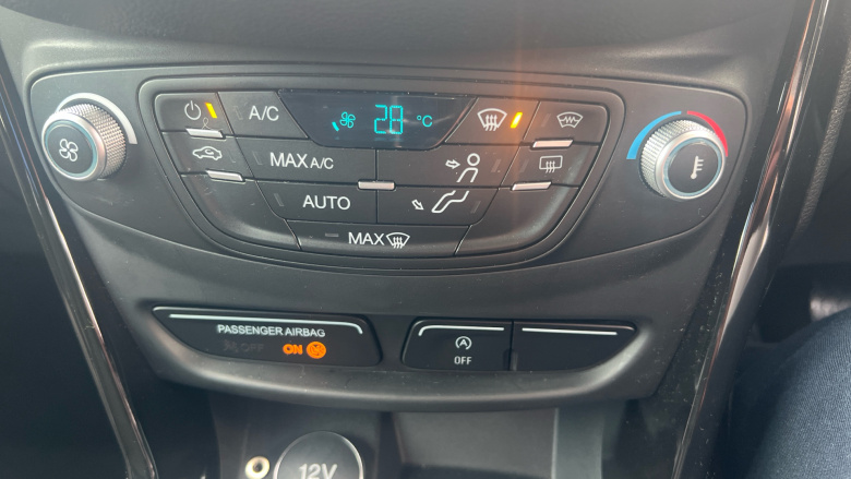 Ford B-MAX 1.0 EcoBoost 125 Titanium Navigator 5dr Petrol Hatchback